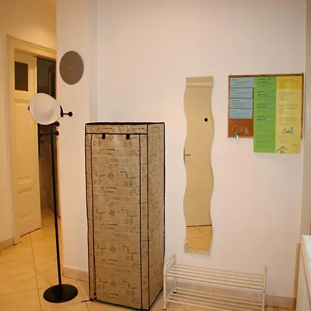 Sadova 34-1 Κάρλοβι Βάρι